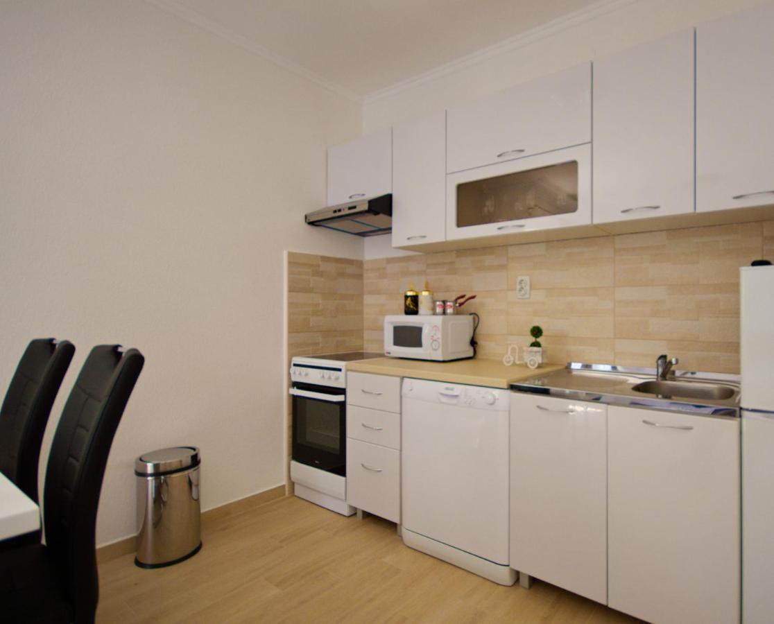 Apartment Martin Котор Екстериор снимка