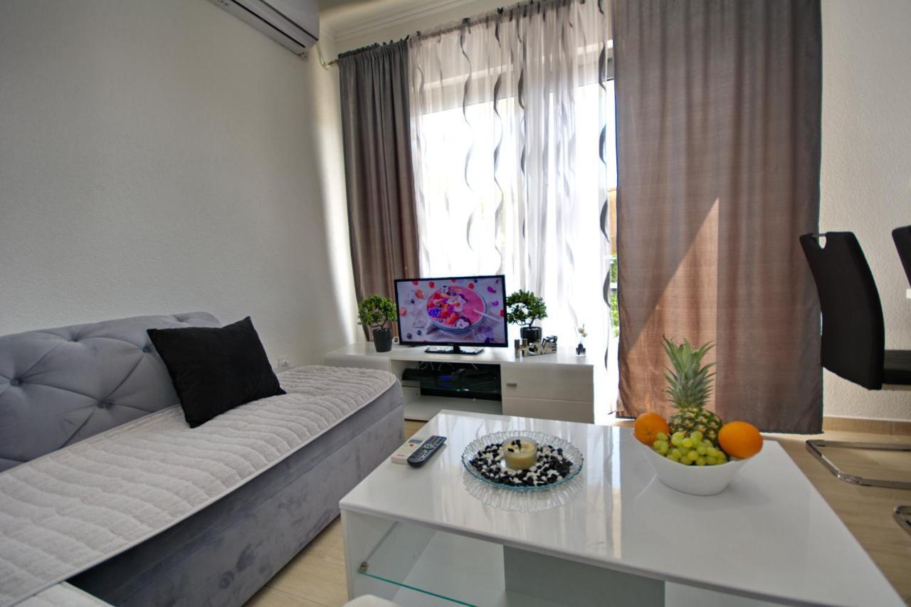 Apartment Martin Котор Екстериор снимка